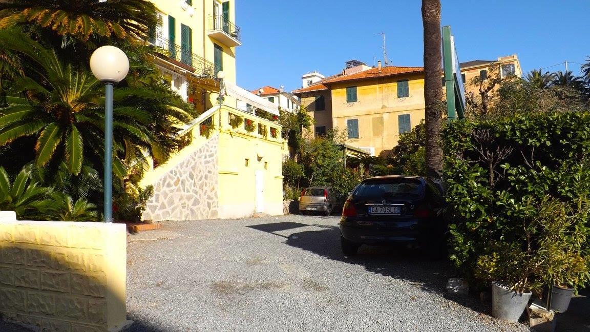 Hotel Azzurro Varazze Bagian luar foto