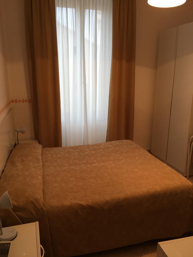 Hotel Azzurro Varazze Bagian luar foto
