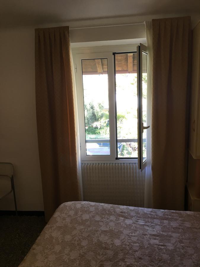 Hotel Azzurro Varazze Bagian luar foto